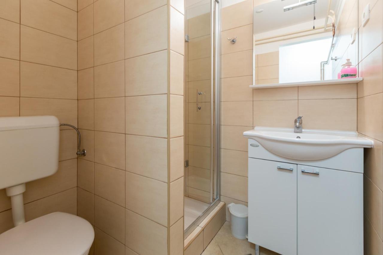 Apartments And Rooms Jeselnik بورتوروز المظهر الخارجي الصورة